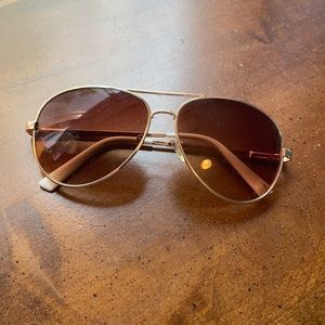 Perfect condition Steve Madden sunglasses